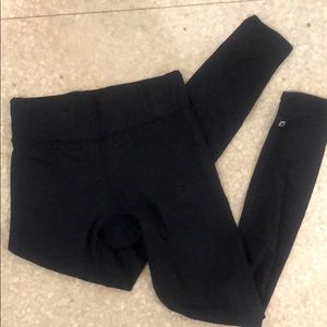 Terez for peloton peace sign legging